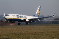 Ryan Air/Malta Air 737NG-8 9H-QCT