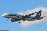 Alitalia A320 EI-DSB